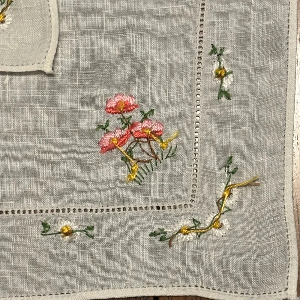 Vintage White Hand Embroidered Floral Linen Ladder Stitch Handkerchief Set 2pc